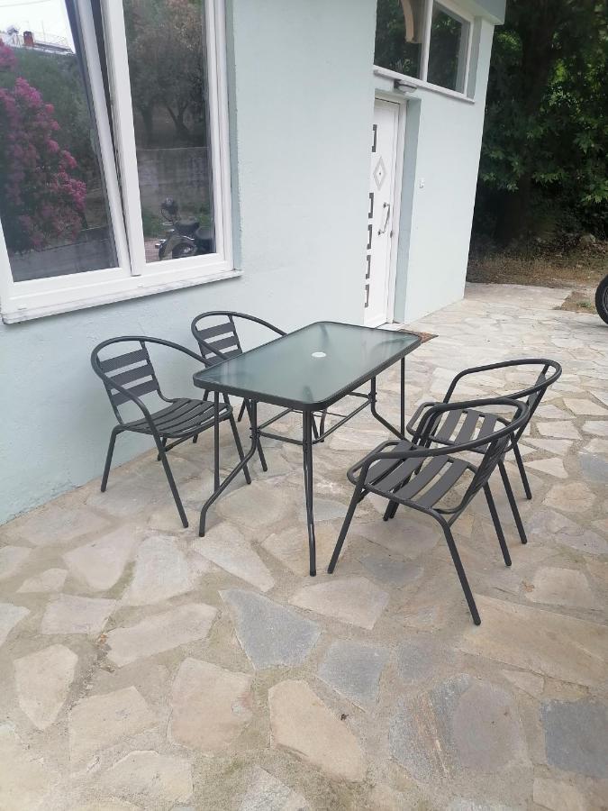 Apartament Tom'S Design PalaiónTsiflíkion Zewnętrze zdjęcie